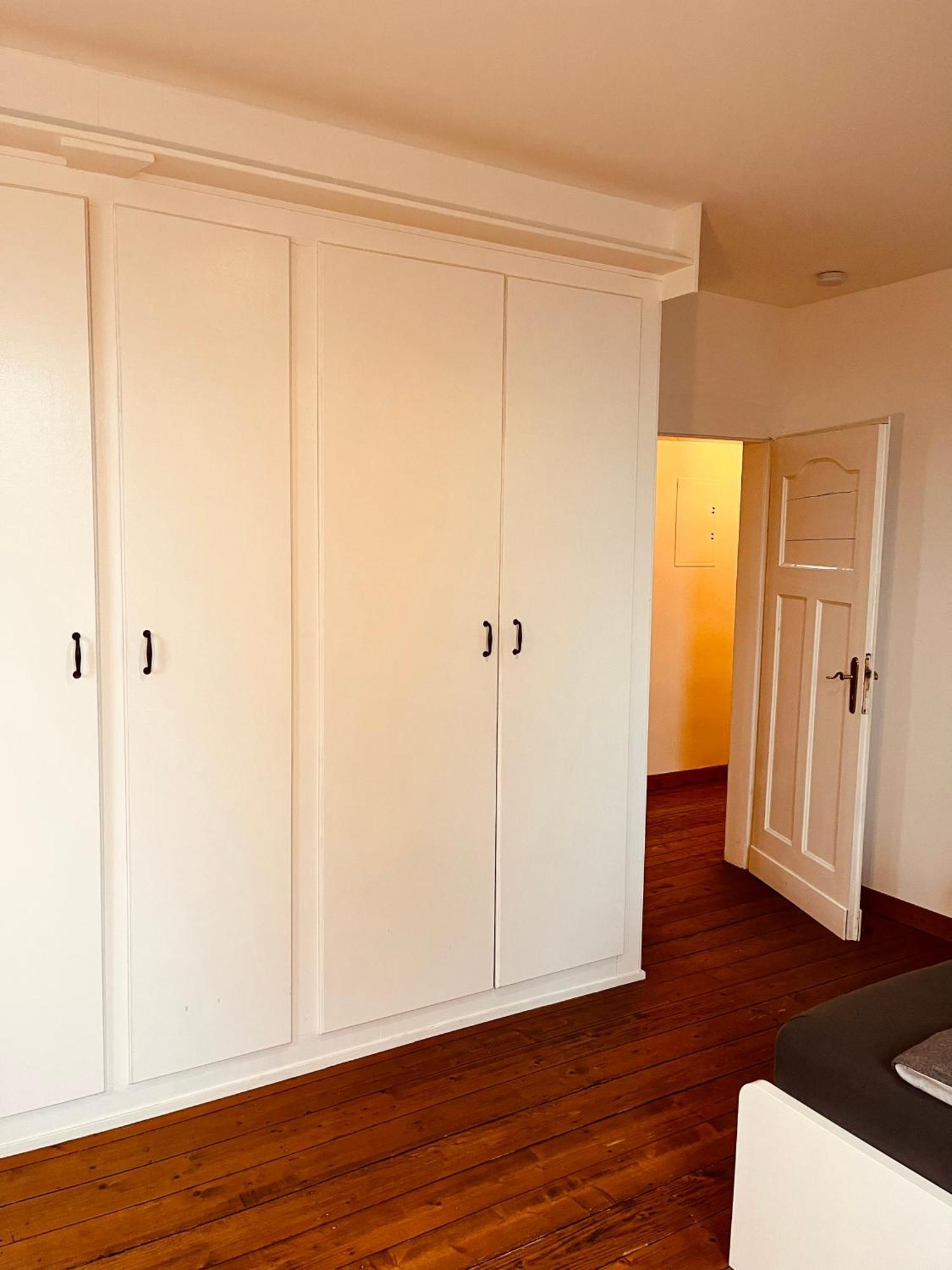 B E D & A G E D E S I G N -Extra Large- Wunderschoene Komplette Wohnung Mit Viel Platz & 4 Schlafzimmer B E D & A G E D E S I G N -Small- Wunderschoenes Zimmer Mit Bad Rechnungserstellung Fuer Geschaeftsreisende & Firmen Hünxe エクステリア 写真
