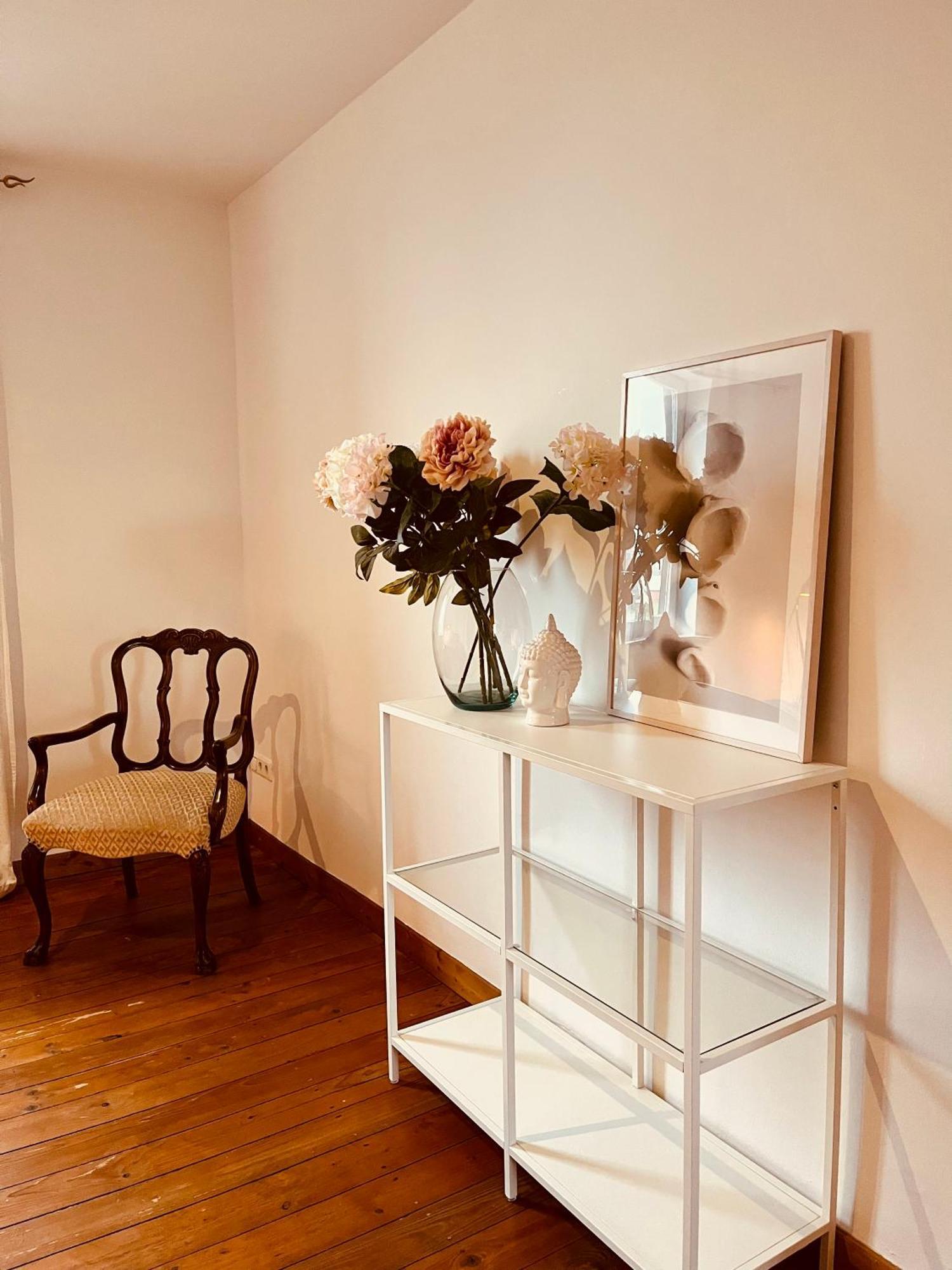 B E D & A G E D E S I G N -Extra Large- Wunderschoene Komplette Wohnung Mit Viel Platz & 4 Schlafzimmer B E D & A G E D E S I G N -Small- Wunderschoenes Zimmer Mit Bad Rechnungserstellung Fuer Geschaeftsreisende & Firmen Hünxe エクステリア 写真