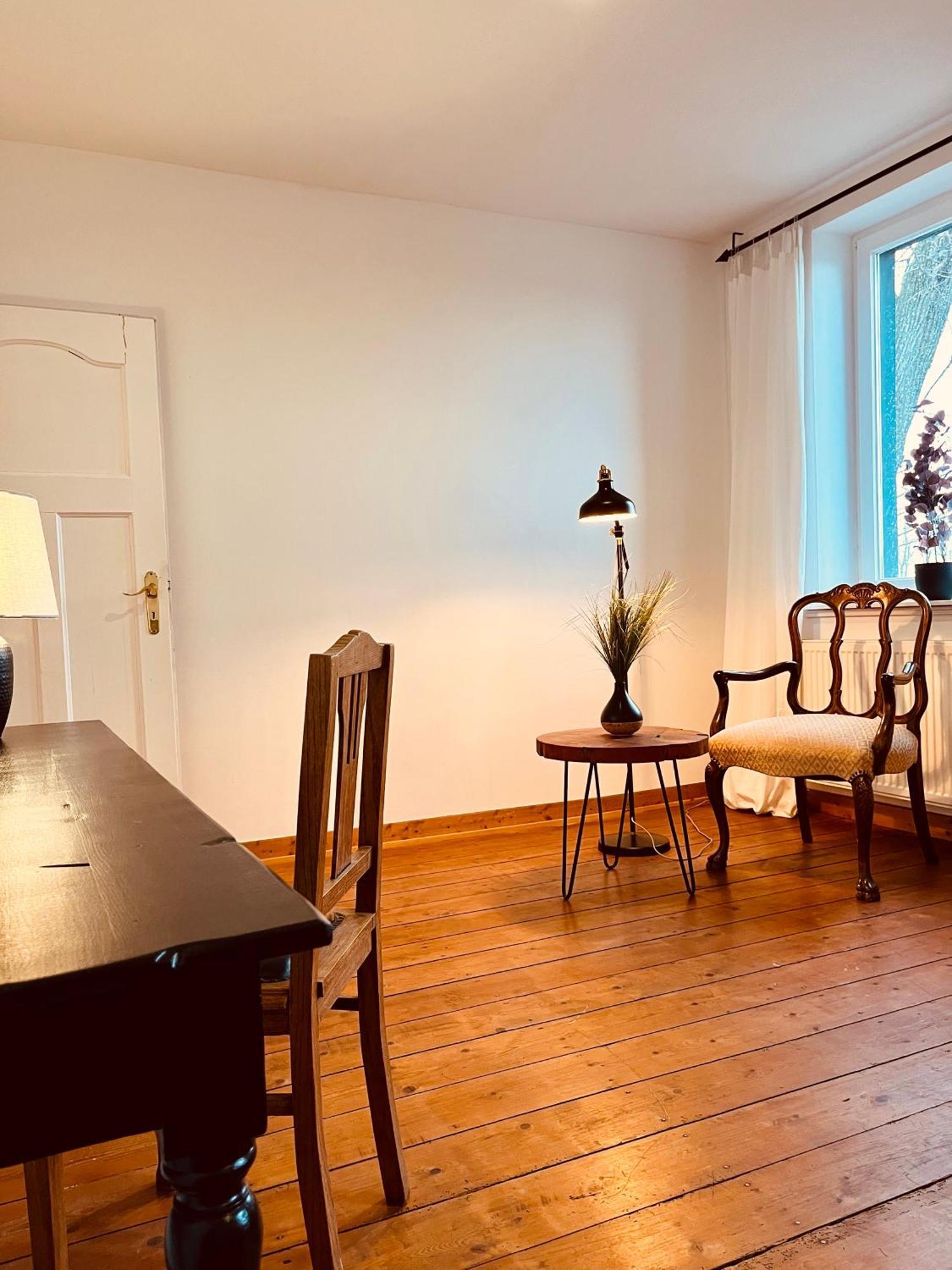 B E D & A G E D E S I G N -Extra Large- Wunderschoene Komplette Wohnung Mit Viel Platz & 4 Schlafzimmer B E D & A G E D E S I G N -Small- Wunderschoenes Zimmer Mit Bad Rechnungserstellung Fuer Geschaeftsreisende & Firmen Hünxe エクステリア 写真