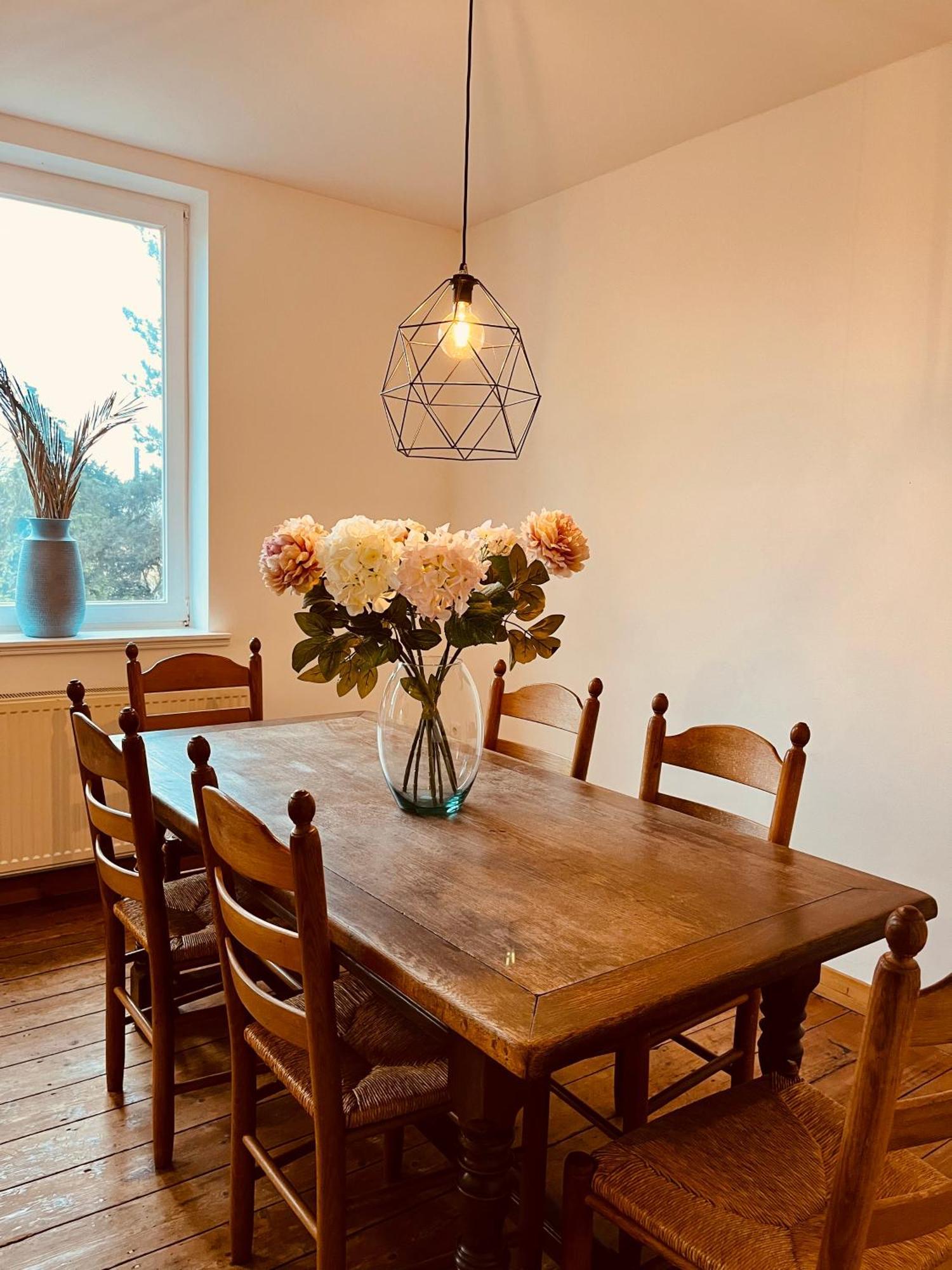 B E D & A G E D E S I G N -Extra Large- Wunderschoene Komplette Wohnung Mit Viel Platz & 4 Schlafzimmer B E D & A G E D E S I G N -Small- Wunderschoenes Zimmer Mit Bad Rechnungserstellung Fuer Geschaeftsreisende & Firmen Hünxe エクステリア 写真