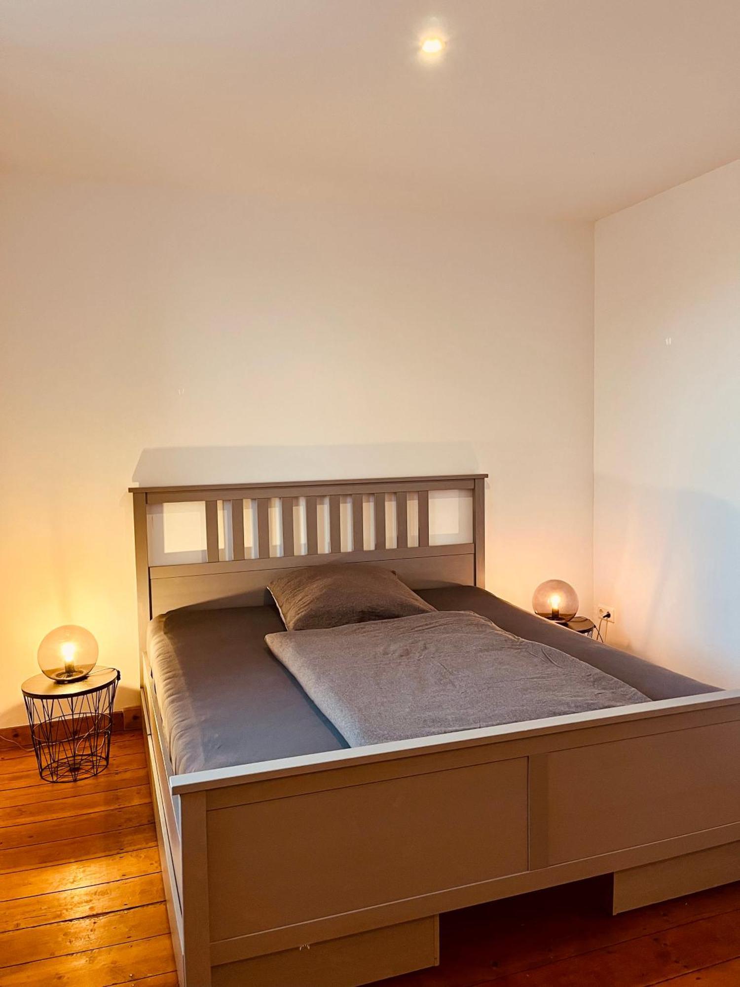 B E D & A G E D E S I G N -Extra Large- Wunderschoene Komplette Wohnung Mit Viel Platz & 4 Schlafzimmer B E D & A G E D E S I G N -Small- Wunderschoenes Zimmer Mit Bad Rechnungserstellung Fuer Geschaeftsreisende & Firmen Hünxe エクステリア 写真