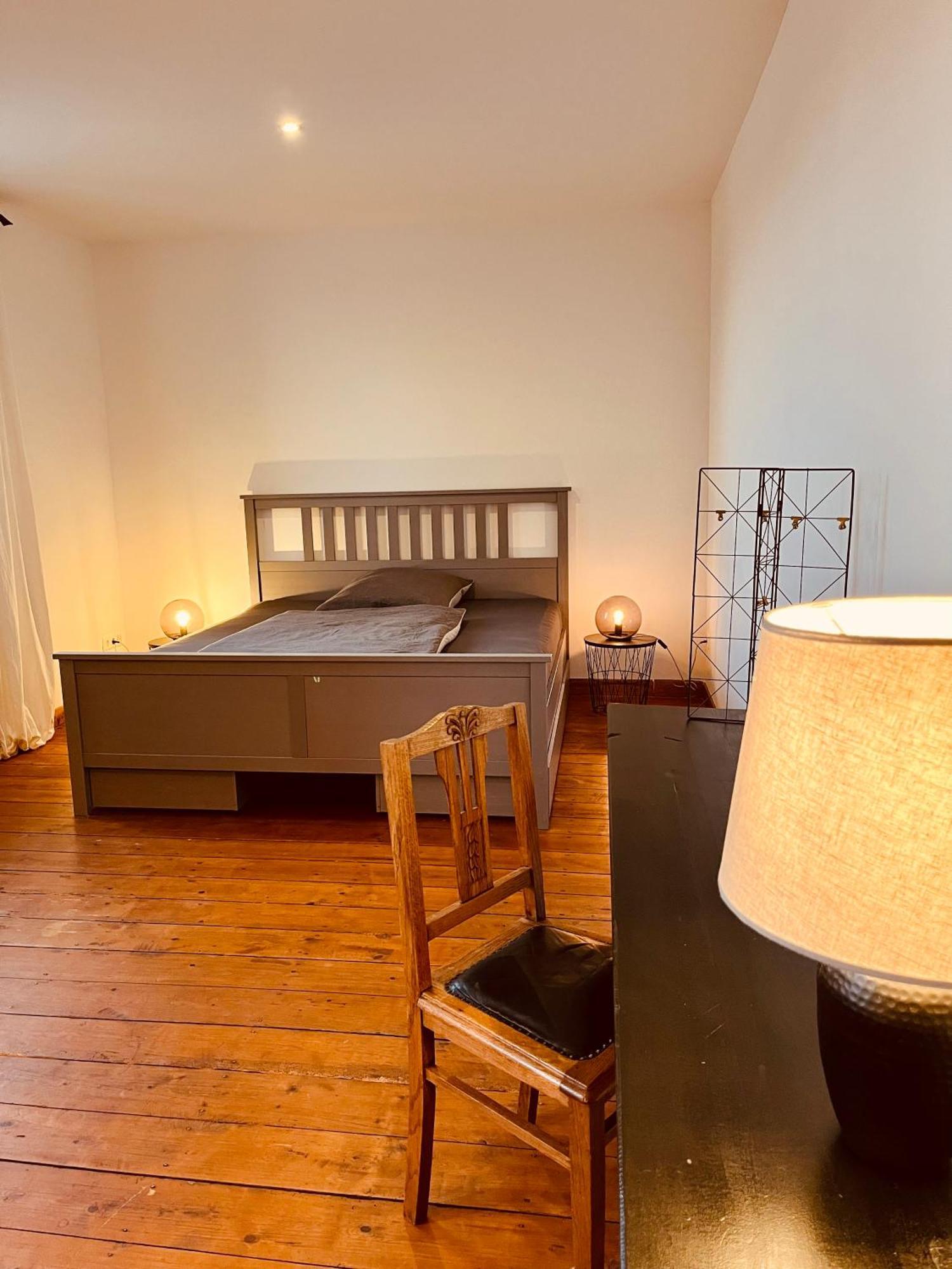 B E D & A G E D E S I G N -Extra Large- Wunderschoene Komplette Wohnung Mit Viel Platz & 4 Schlafzimmer B E D & A G E D E S I G N -Small- Wunderschoenes Zimmer Mit Bad Rechnungserstellung Fuer Geschaeftsreisende & Firmen Hünxe エクステリア 写真